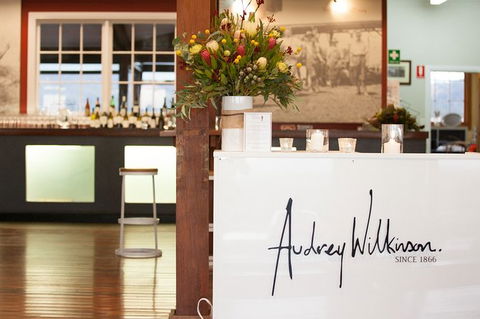 Audrey Wilkinson Vineyard: Fromage And Fortified Wine Experience - Restaurant Gold Coast 3