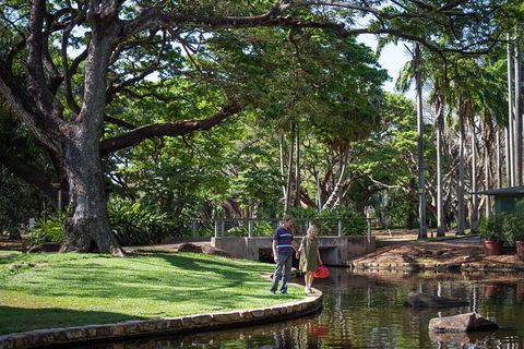 Darwin City Sights And Jumping Crocodile Cruise - Restaurant Gold Coast 9