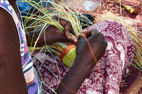 Gay-Wu Woman\'s 5 Day Yolngu Homeland Tour - Restaurant Gold Coast 3