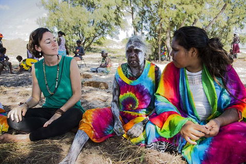 Gay-Wu Woman\'s 5 Day Yolngu Homeland Tour - Restaurant Gold Coast 5