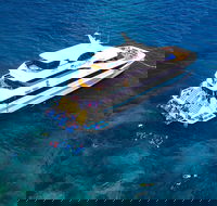 Great Barrier Reef Snorkeling and Diving Cruise from Cairns - Restaurant Gold Coast