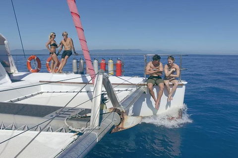 Full-Day Great Barrier Reef Sailing Trip - Restaurant Gold Coast 2