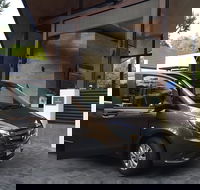 Mercedes 7 seat Limousine Cairns Airport to Port Douglas - Restaurant Gold Coast