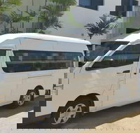 Airport Transfer to or from Cairns hotels for up to 13 people 7am-10pm - Restaurant Gold Coast