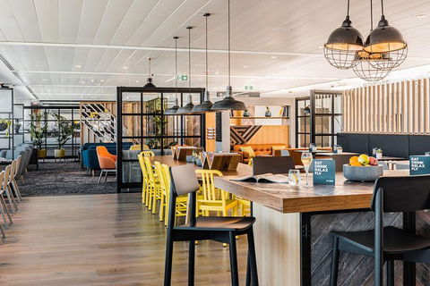 Brisbane Airport - My Lounge - Restaurant Gold Coast 0