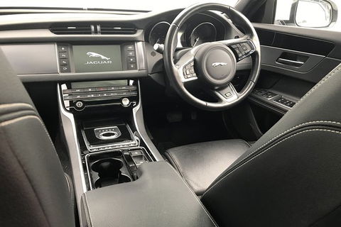 Luxury Jaguar Barossa Valley Half Day Private Tour For 2 - Restaurant Gold Coast 6