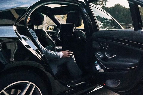 Arrival Private Transfers: Adelaide Airport ADL To Adelaide In Business Car - Restaurant Gold Coast 4