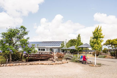 Heritage, Wine & Gin Tours - Restaurant Gold Coast 1