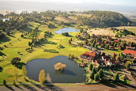 Launceston Wine & Sightseeing Tours - Restaurant Gold Coast 2