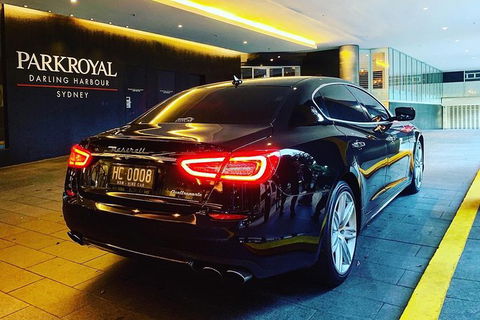 Melbourne Airport Transfer (DEPARTURE) - Restaurant Gold Coast 2