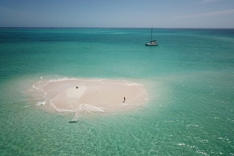 5 Night Ningaloo Reef Ningaloo Escape From Coral Bay - Restaurant Gold Coast 4