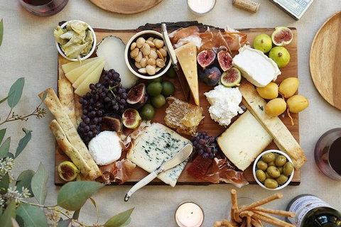 Bickley Valley Wine & Cider Tour - Premium Small Group Tour - Restaurant Gold Coast 2