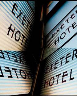Exeter Hotel - Restaurant Gold Coast 2