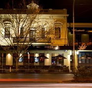 Crown and Sceptre Hotel - Restaurant Gold Coast