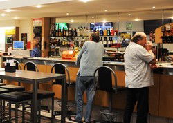 Colonnades Tavern - Restaurant Gold Coast 3