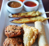 Mons Ban Sabai Thai Restaurant - Restaurant Gold Coast