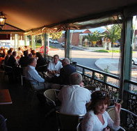 Paddy Maguire's Pub - Restaurant Gold Coast