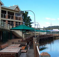 The Woodport Inn - Restaurant Gold Coast