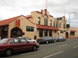 Cooley's Hotel - Restaurant Gold Coast 0