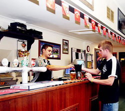Knickerbocker Hotel - Restaurant Gold Coast 0