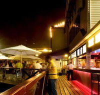 The Lucky Shag Waterfront Bar - Restaurant Gold Coast