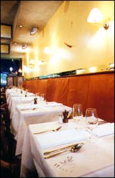 Cooley's Hotel - Restaurant Gold Coast 1