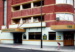 Knickerbocker Hotel - Restaurant Gold Coast 1