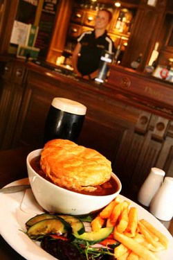 Durty Nelly's Irish Pub - Restaurant Gold Coast 2