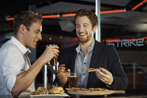 Strike Bowling Bar - Macquarie - Restaurant Gold Coast 2