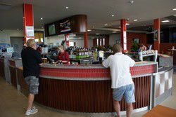 Burleigh Sports Club - Restaurant Gold Coast 3
