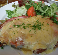 Raglan Tavern - Restaurant Gold Coast