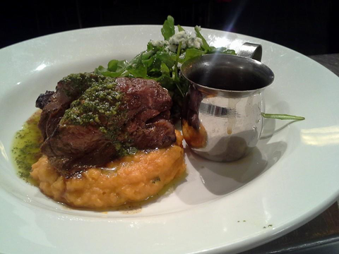 Salamander Tavern - Restaurant Gold Coast 5