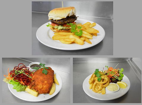 The Pub With No Beer - Restaurant Gold Coast 3