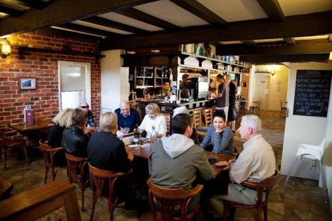 Last Drop Tavern Warnbro - Restaurant Gold Coast 1