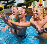 V3 Bar  Novotel Brighton Beach - Restaurant Gold Coast