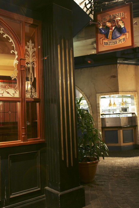 Pig N Whistle British Pub Indooroopilly - Restaurant Gold Coast 2