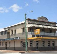 Young Australian Hotel - Restaurant Gold Coast