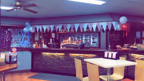 Highland Park Tavern - Restaurant Gold Coast 0