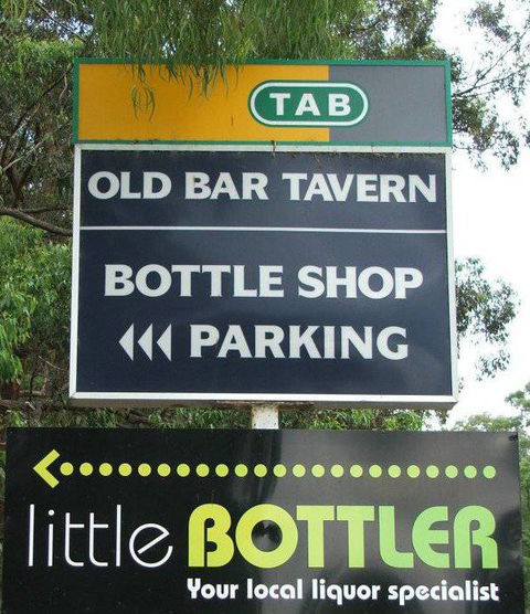 Old Bar Tavern - Restaurant Gold Coast 0
