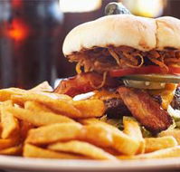 Karama Plaza Tavern - Restaurant Gold Coast