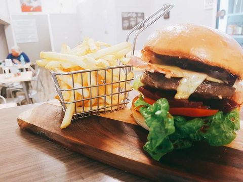 Keeping Healthy Backyard Chickens - Restaurant Gold Coast 0