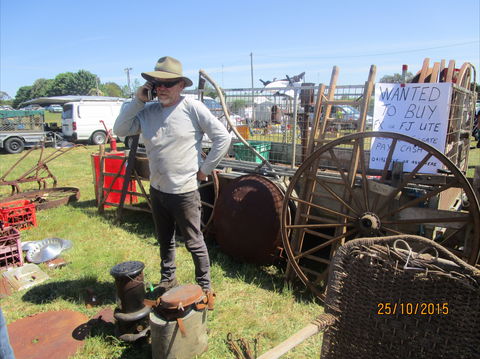 Crookwell Rotary Swap Meet And Market Day - Restaurant Gold Coast 2