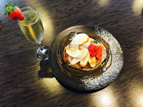 Port Lincoln Long Lunch - Restaurant Gold Coast 0