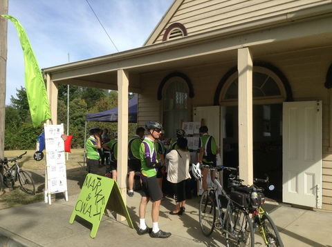 Yarck Country Market - Restaurant Gold Coast 1