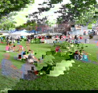 Young and Region Farmers Markets - Restaurant Gold Coast