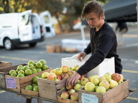 Carlton Farmers' Market - Restaurant Gold Coast 0