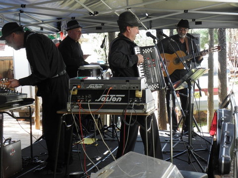 Festa Delle Salsicce (Festival Of The Sausage/ Griffith Salami Festival) - Restaurant Gold Coast 0