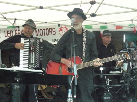 Festa Delle Salsicce (Festival Of The Sausage/ Griffith Salami Festival) - Restaurant Gold Coast 1