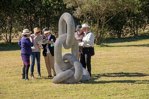 Sculpture For Clyde - Outdoor Exhibition - Restaurant Gold Coast 0