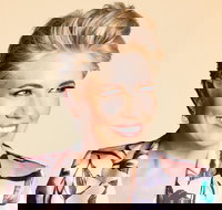 Melinda Schneider A Farewell to Doris - Restaurant Gold Coast